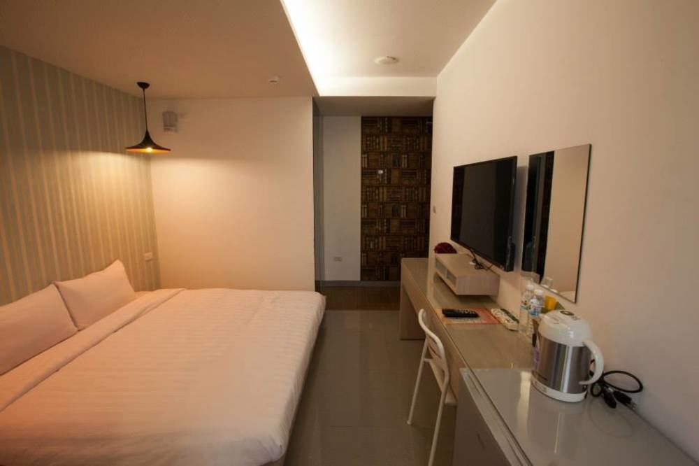 S&E Hotel Tainan Exterior foto