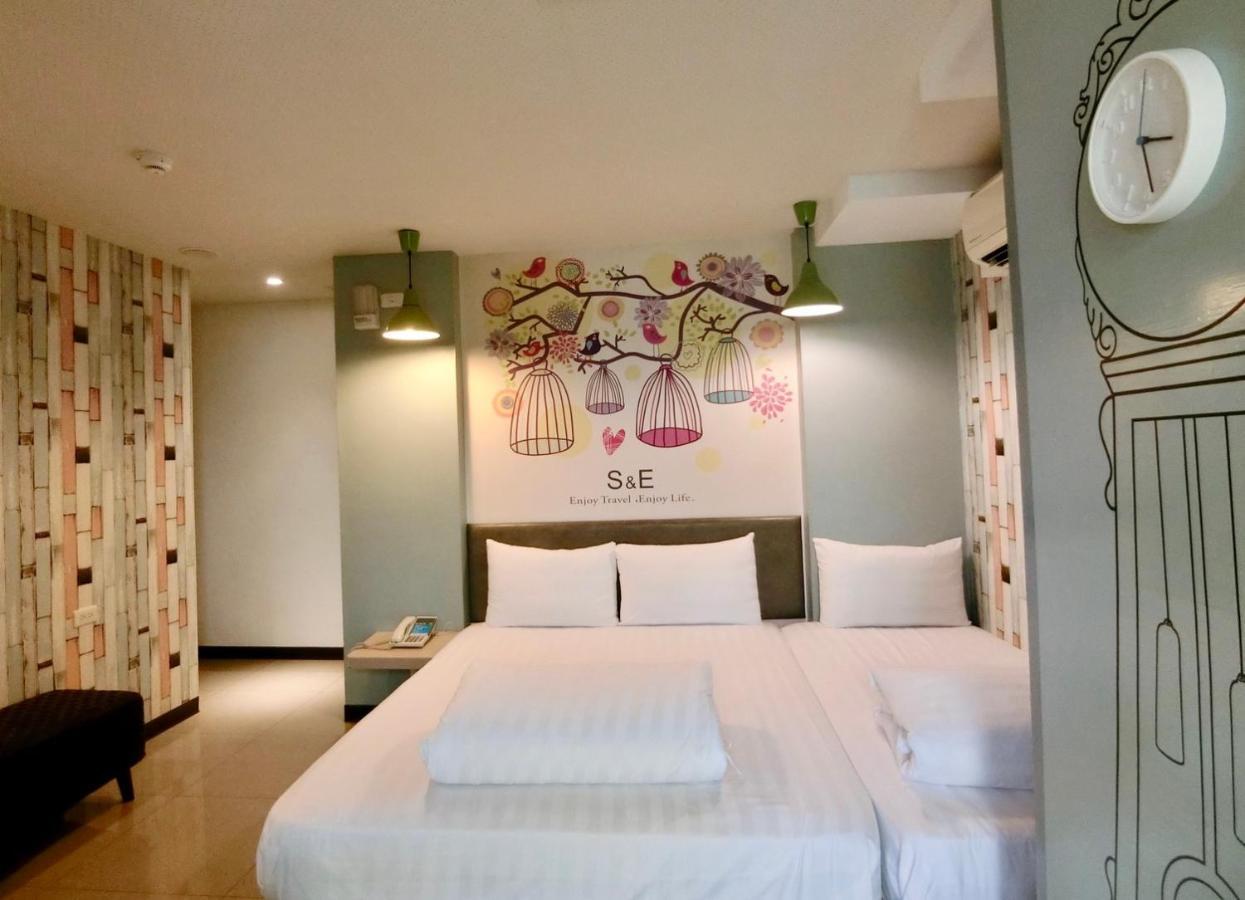 S&E Hotel Tainan Exterior foto